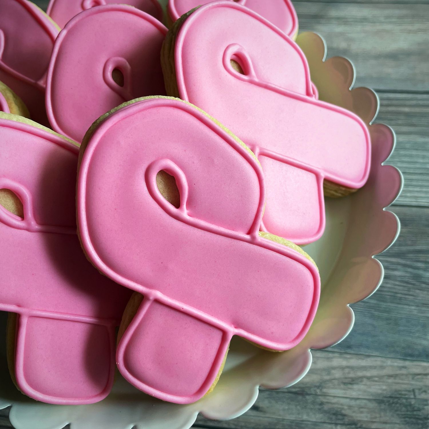 ALL ONE SHAPE DECORATED COOKIES ALL ONE SHAPE DECORATED COOKIES