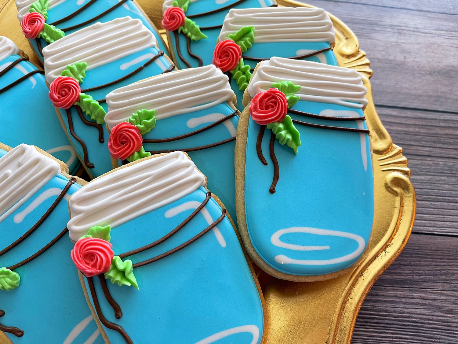 ALL ONE SHAPE DECORATED COOKIES ALL ONE SHAPE DECORATED COOKIES