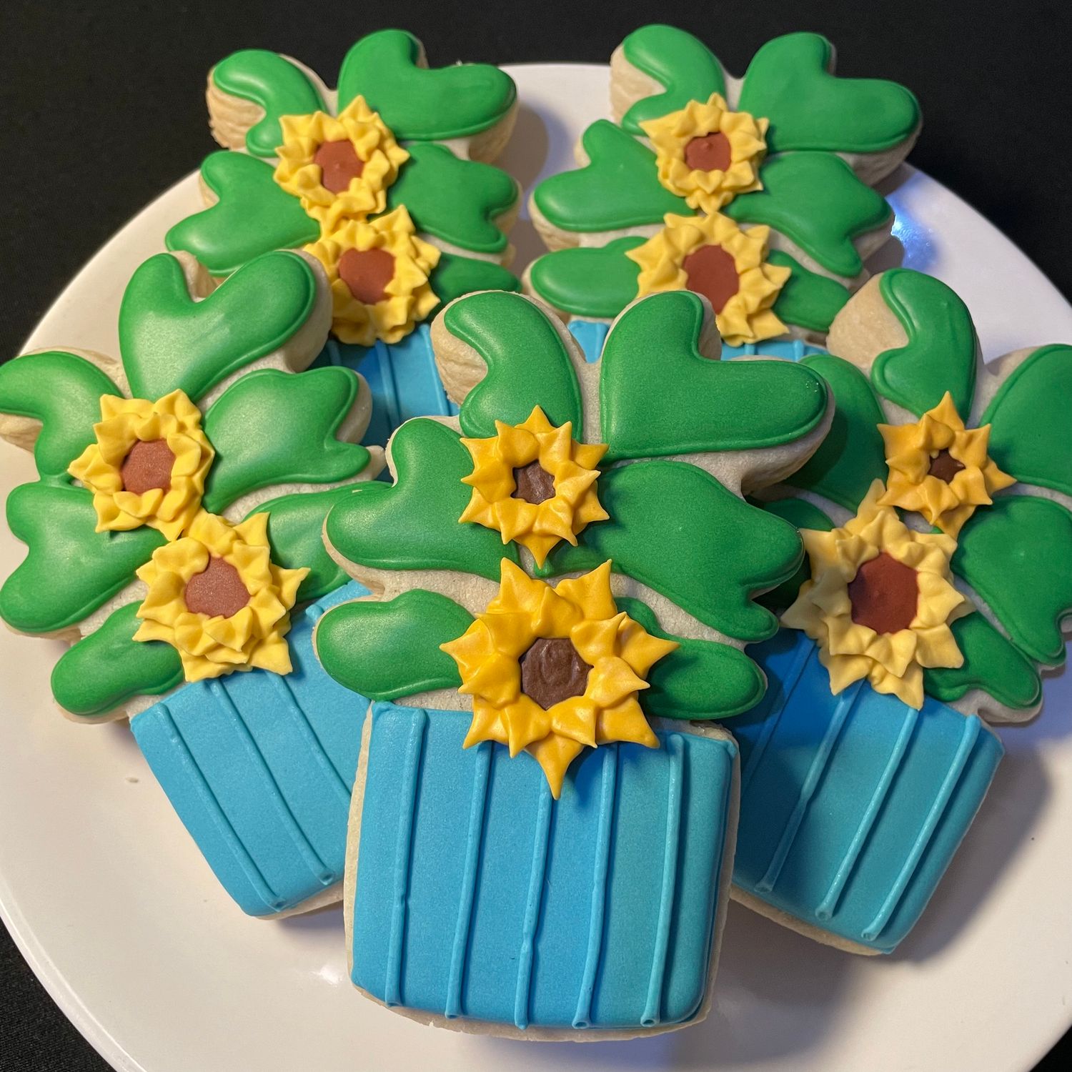 ALL ONE SHAPE DECORATED COOKIES ALL ONE SHAPE DECORATED COOKIES