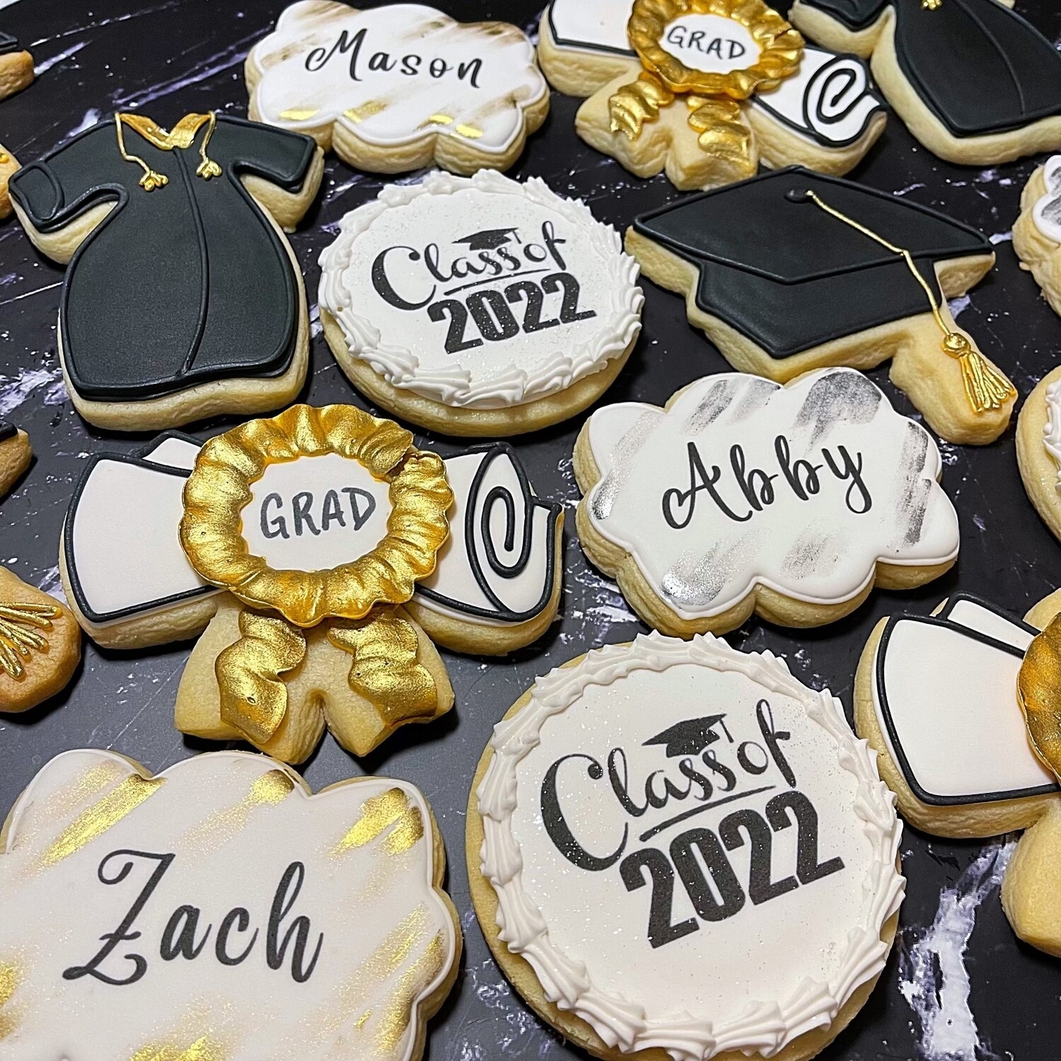 CUSTOM GRADUATION SET AVAILABLE AFTER 5/21