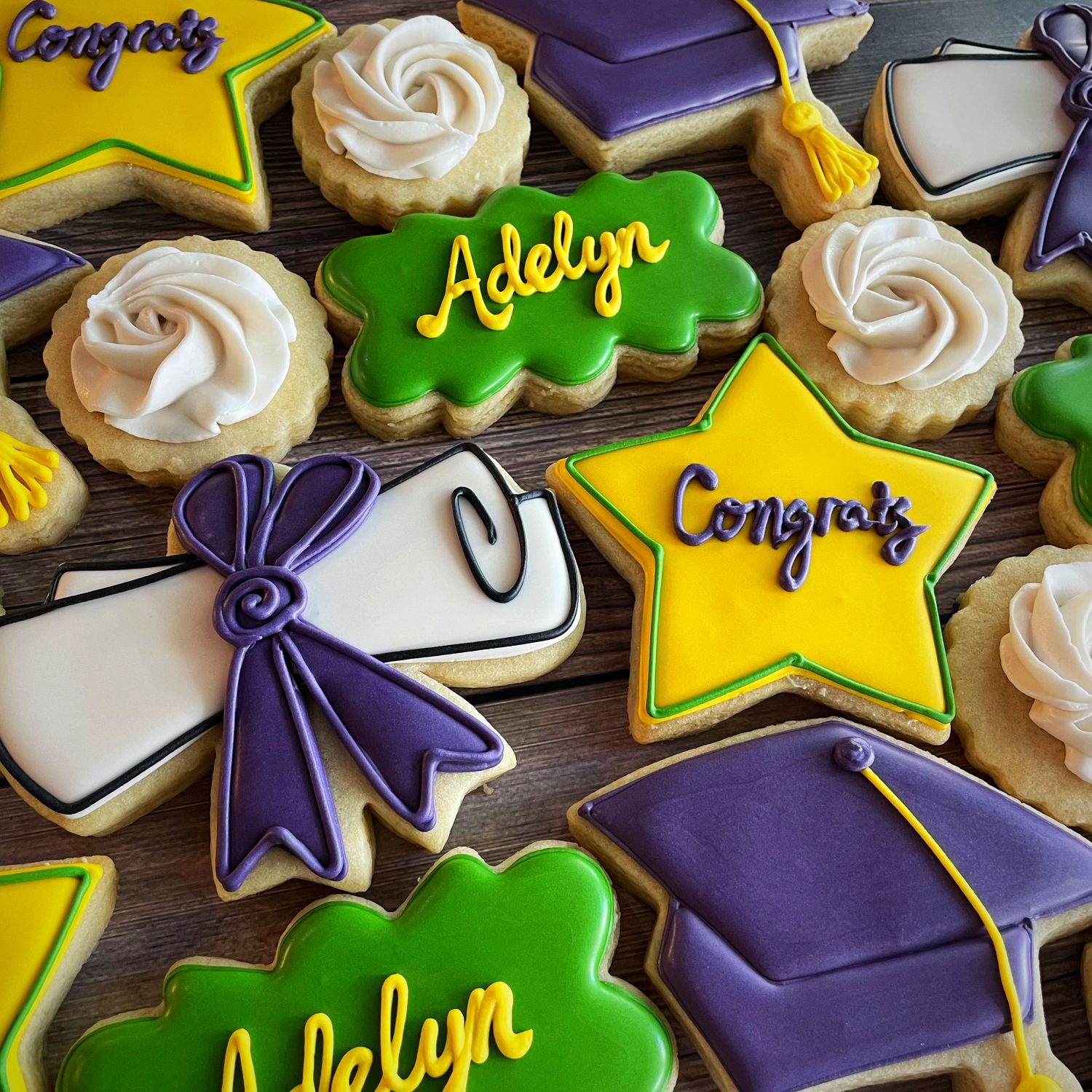 CUSTOM GRADUATION SET AVAILABLE AFTER 5/21