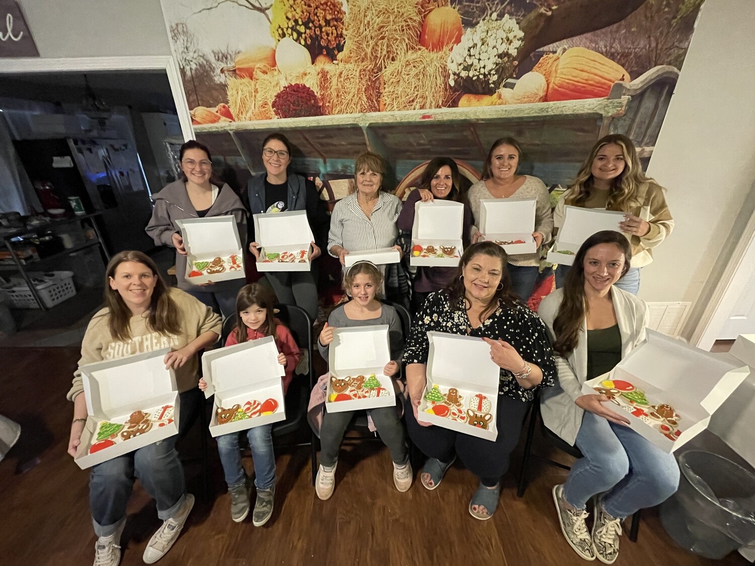 FANCY FLAMINGO Decorating Workshop - SUNDAY, MAY 17th 3-5 p.m. (WHITEHOUSE)