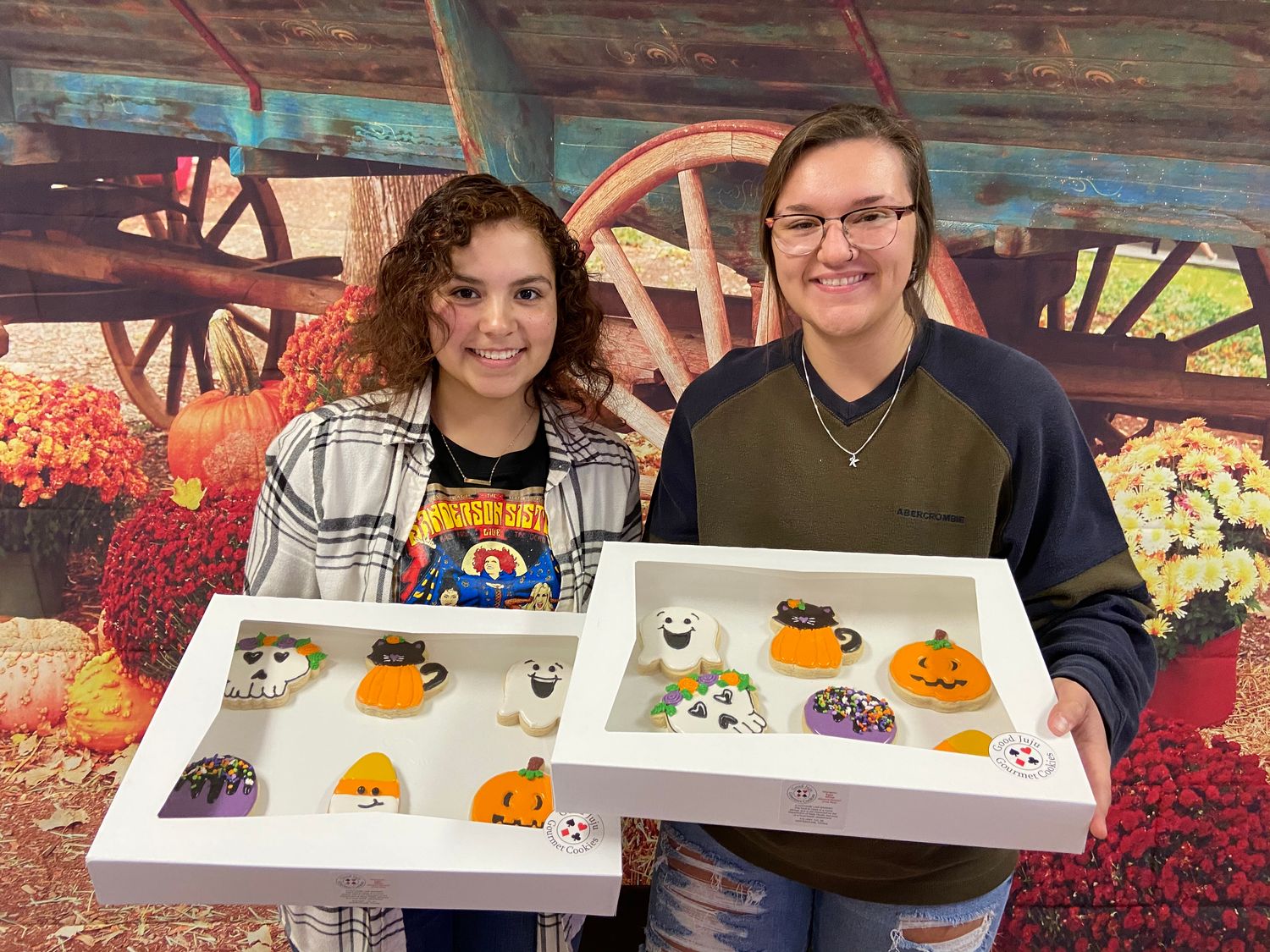 SWEATER WEATHER Cookie Decorating Workshop - SATURDAY, Oct 17th at 6 pm