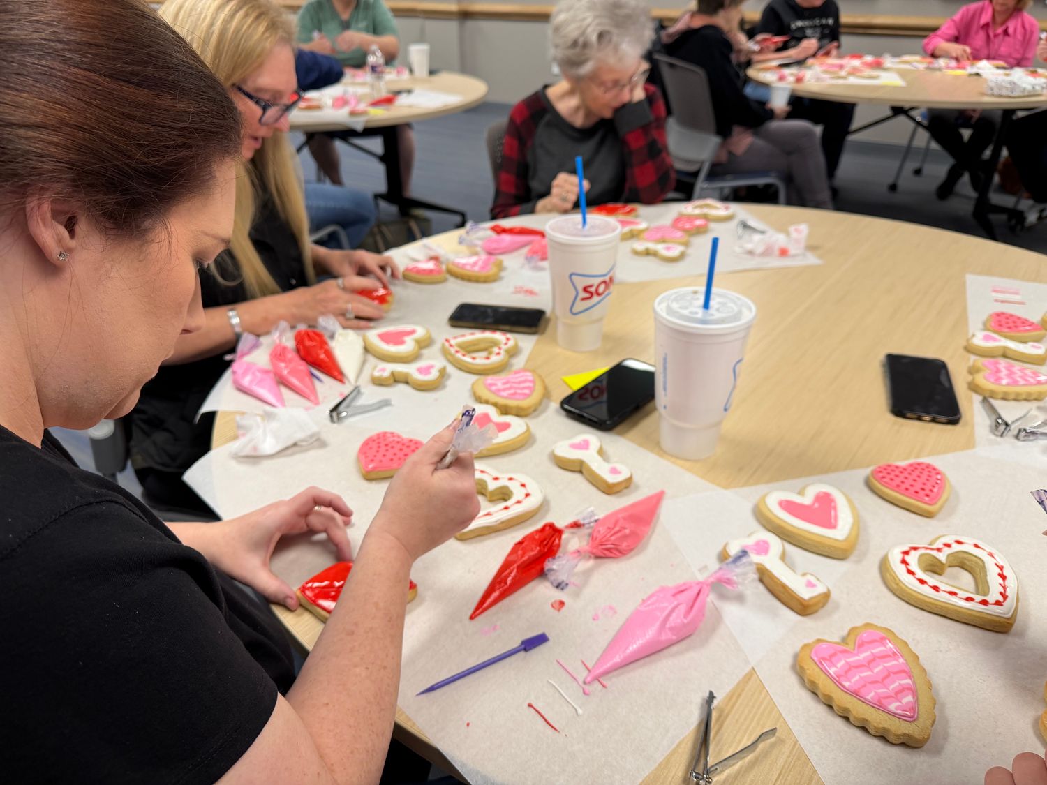 HAPPY EASTER Cookie Decorating Workshop - THURSDAY, MARCH 26th at 6 p.m. (WHITEHOUSE)