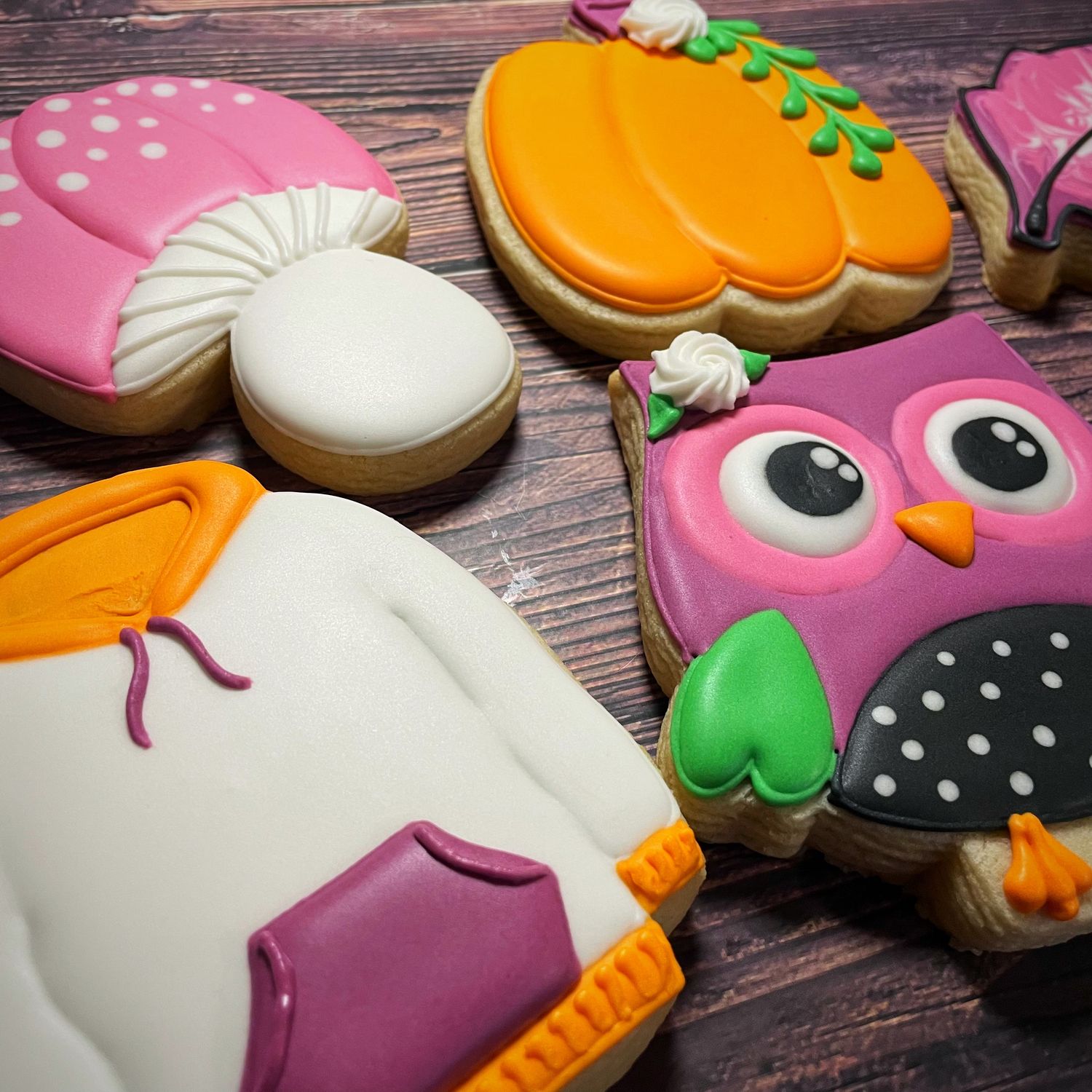 HOOT OWL Cookie Decorating Workshop - FRIDAY, Oct 23rd at 6:30 pm