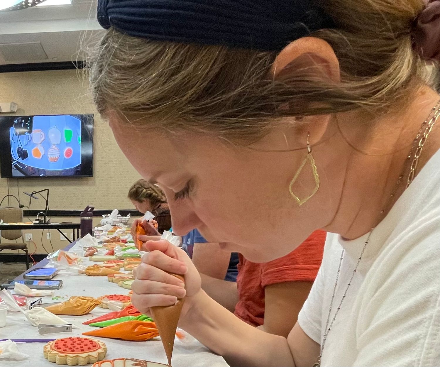 HOOT OWL Cookie Decorating Workshop - FRIDAY, Oct 23rd at 6:30 pm