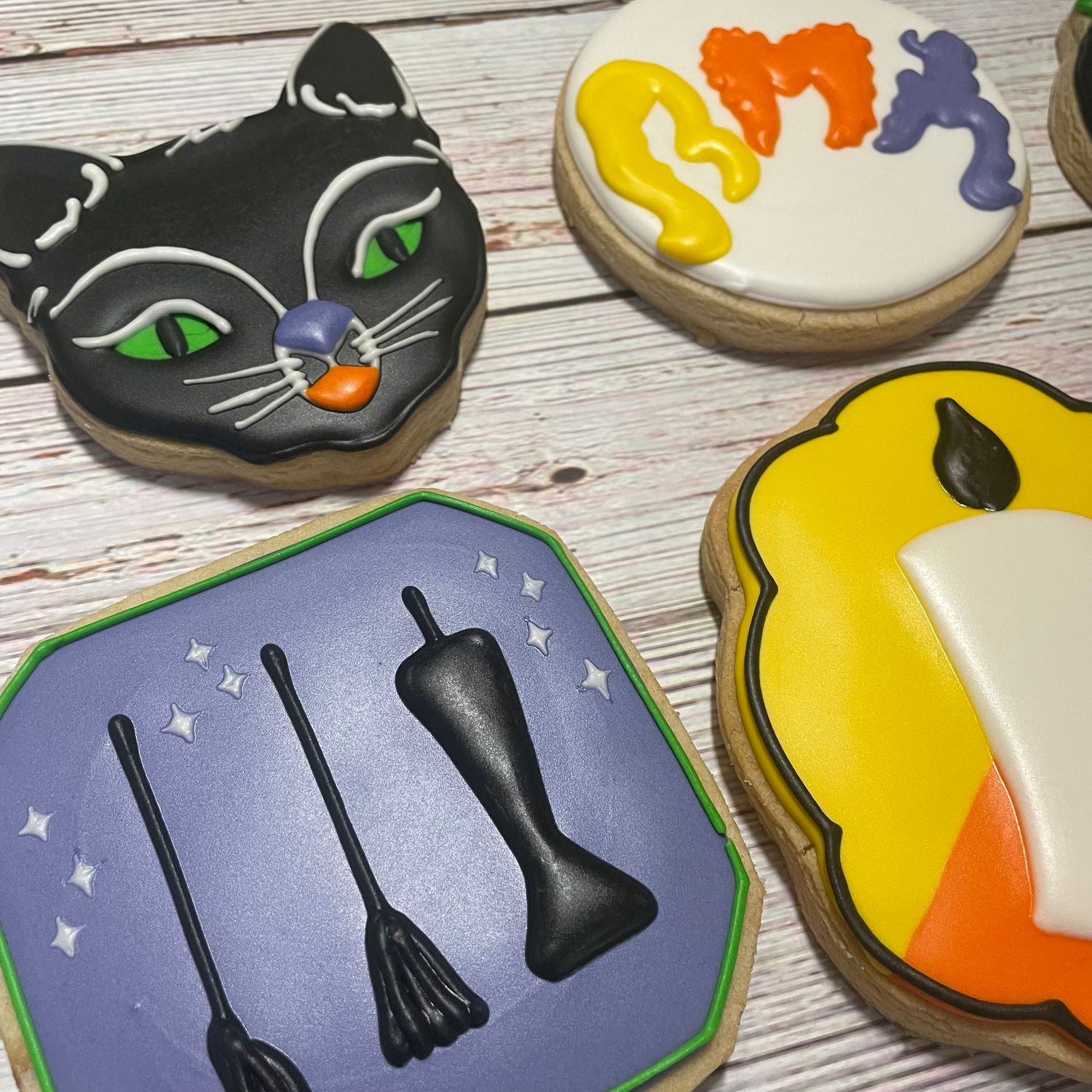 HOCUS POCUS Cookie Decorating Workshop - FRIDAY, Oct 23rd at 6:30 pm