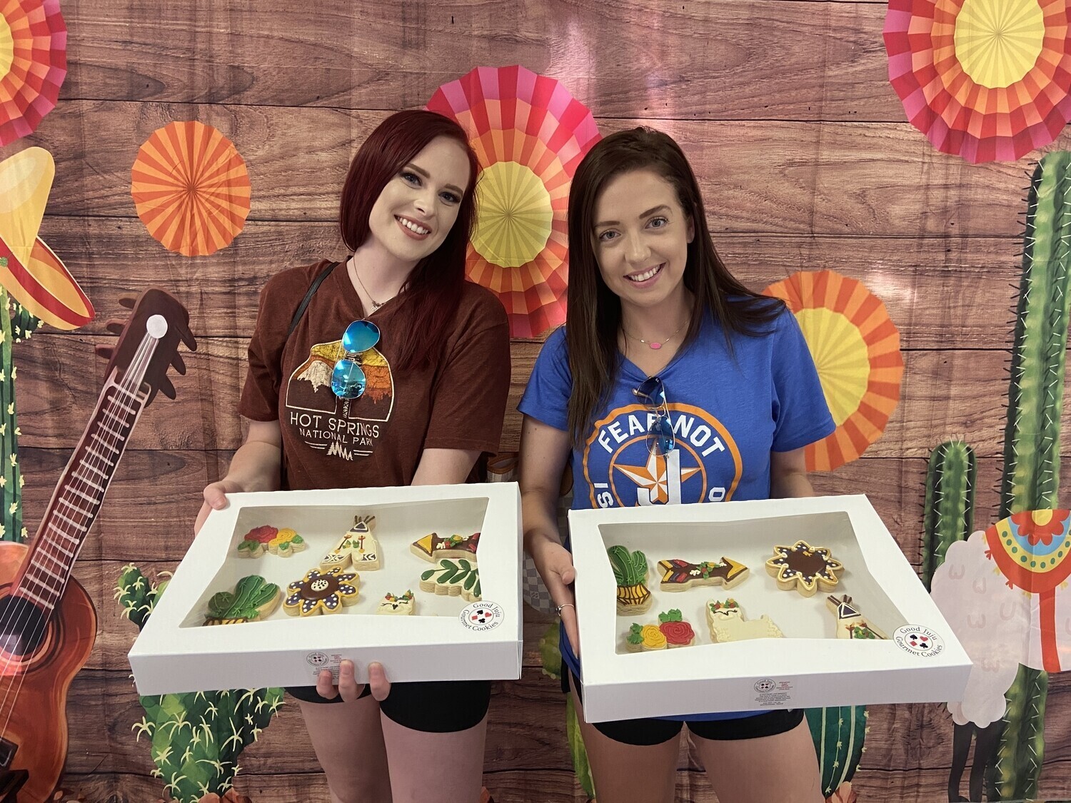 FALL VIBES Cookie Decorating Workshop - THURSDAY, Oct 15th at 6:30 pm
