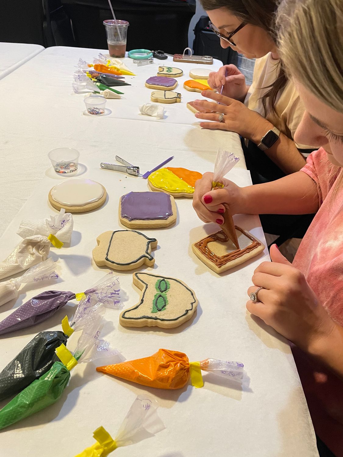 FALL VIBES Cookie Decorating Workshop - THURSDAY, Oct 15th at 6:30 pm
