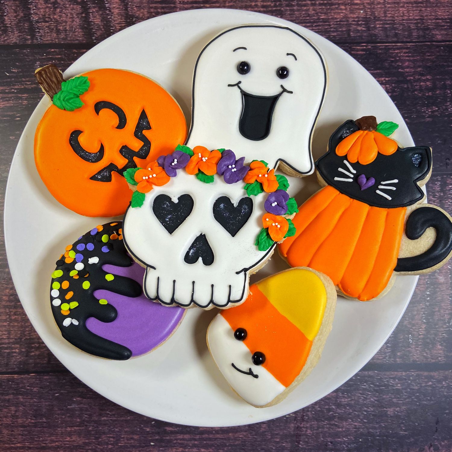 CUTE SPOOKS Cookie Decorating Workshop - THURSDAY, Oct 29th at 6:30 p.m. CUTE SPOOKS Cookie Decorating Workshop - THURSDAY, Oct 29th at 6:30 p.m.