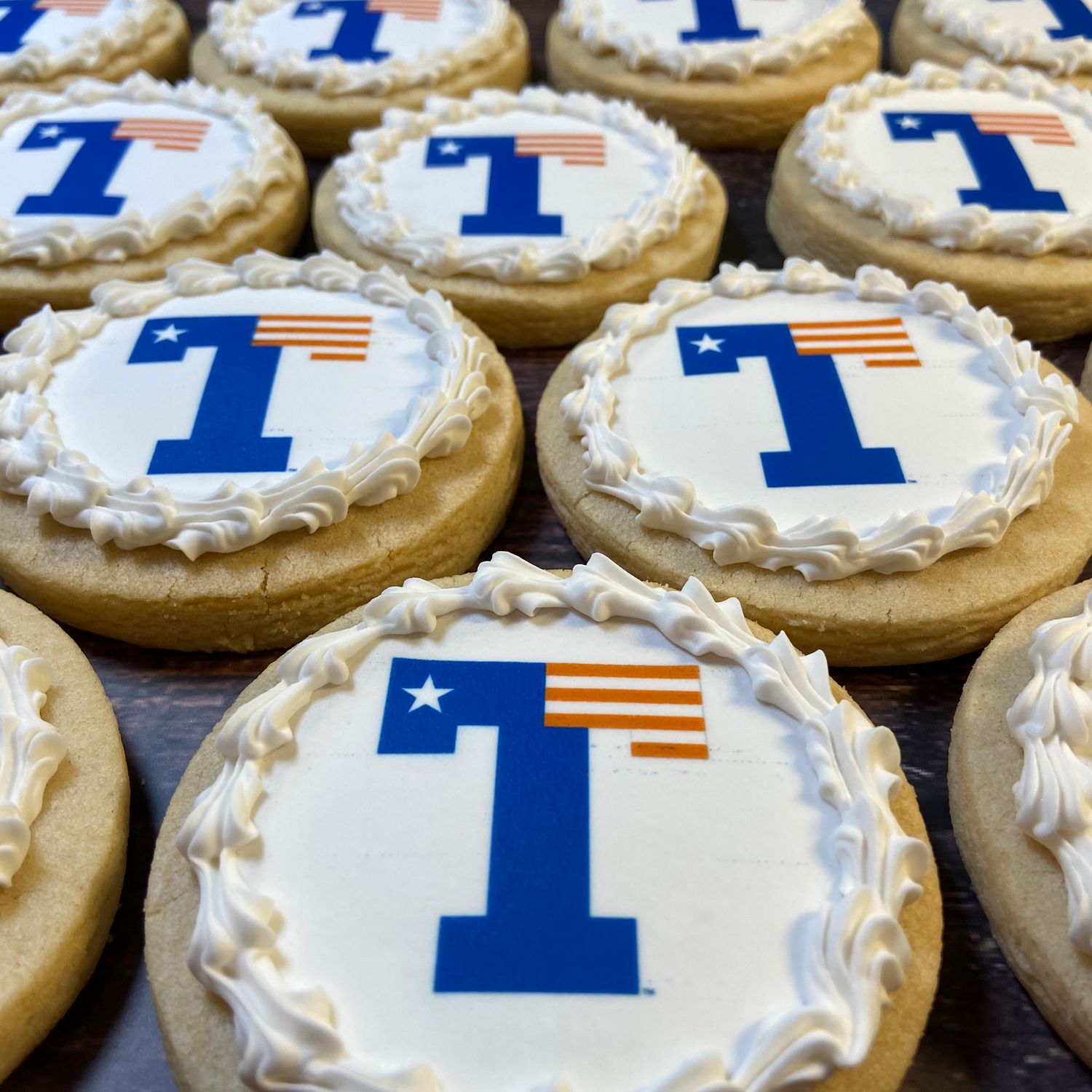 ROUND EDIBLE IMAGE COOKIES (Dozen)