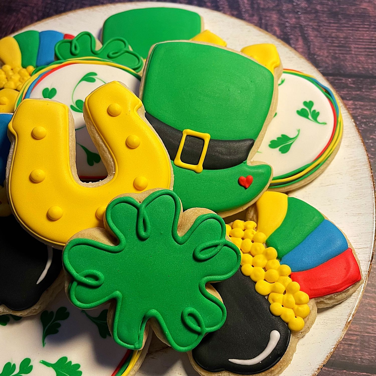 ST PATRICK SET (Dozen) ST PATRICK SET (Dozen)