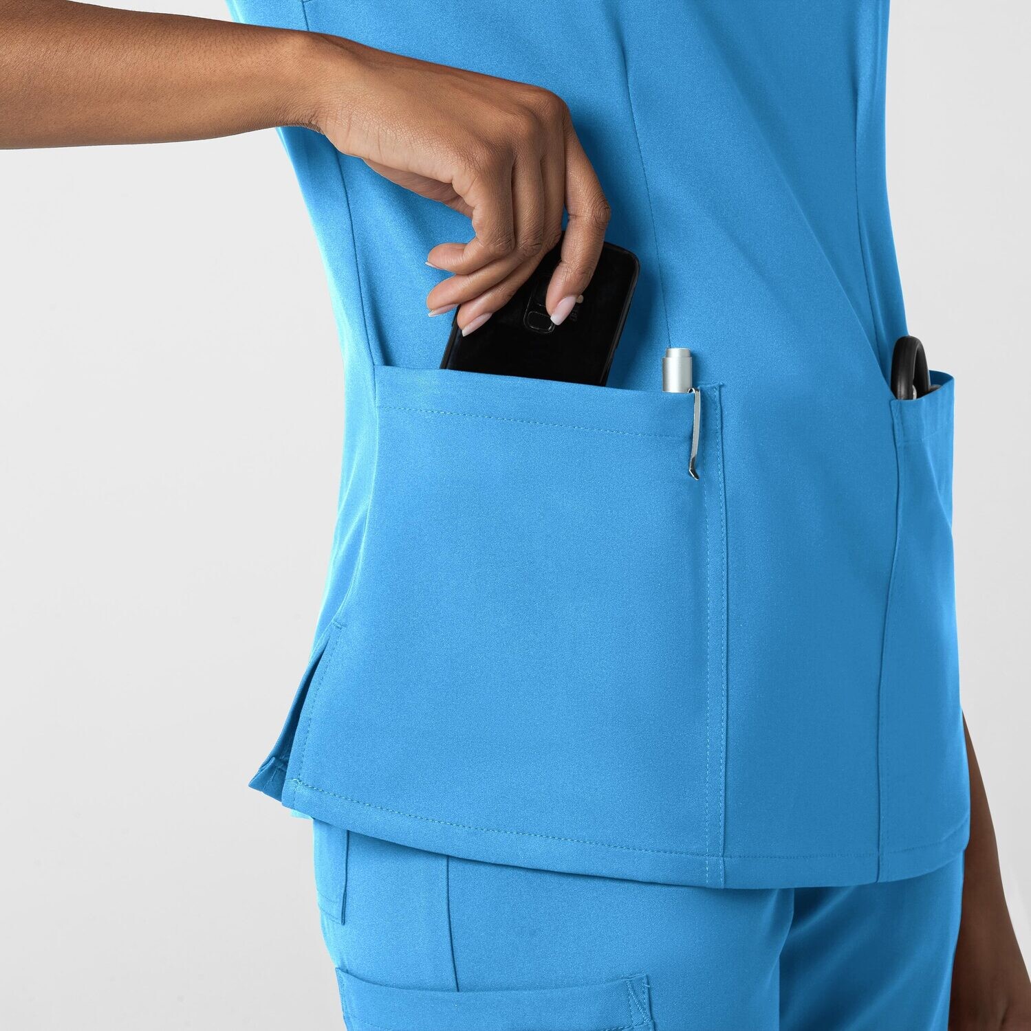 Casacca donna 6122 scollo a V malibu blue