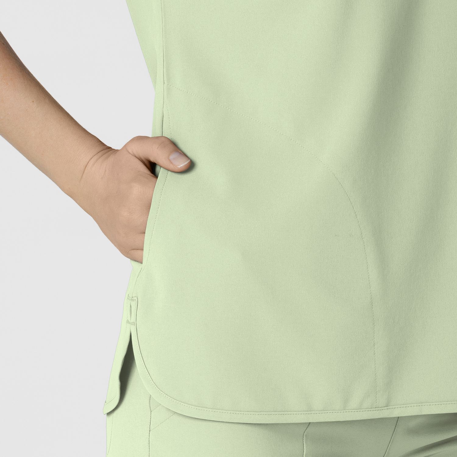 Casacca donna 6634 scollo a V arrotondato fresh mint