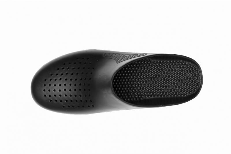 Zoccolo CALZURO Classic con fori Nero