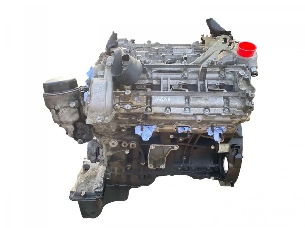 Mercedes Benz OM642.940 3.0 CDI V6 двигател 181 000км