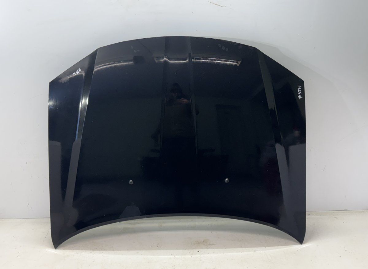 68127958AA капак на двигателя CHRYSLER 300C II (2010-2023)