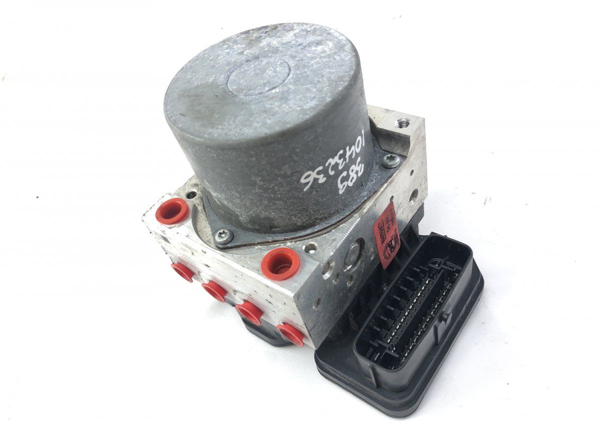 4405071B10 ABS hydraulic unit / pump TOYOTA HILUX VIII (AN110, AN120, AN130) (2015-)