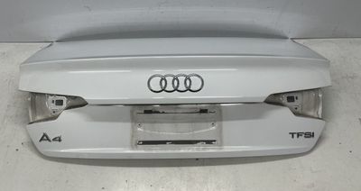 8W5827025F Капака на багажника / задна врата AUDI A4 (8W, B9) (2015-)