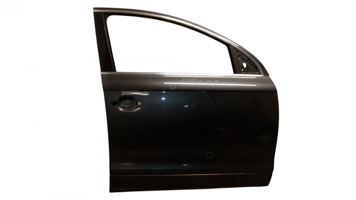 Door Front Right AUDI Q7 (4L) (2006-2015)