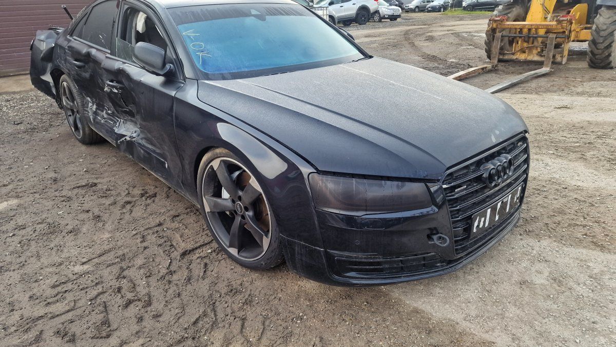 AUDI A8 (4H) (2009-2017), 2014