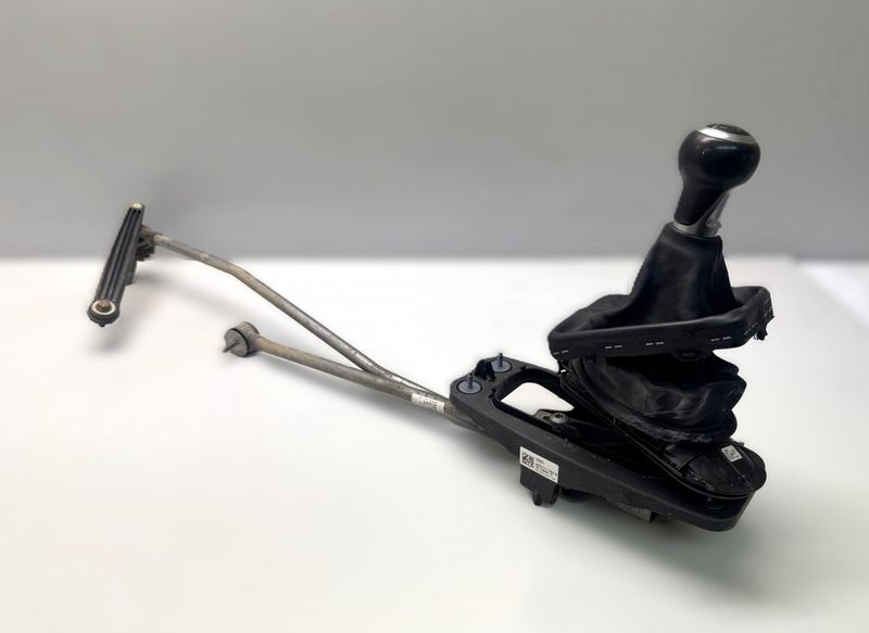 8W0711025B 8W0711271A Gearshift Mechanism AUDI A4 (8W, B9) (2015-)