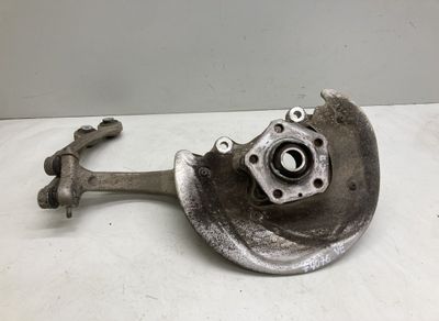 8W0407559 Корпус на колесен лагер преден ляв AUDI A4 (8W, B9) (2015-)