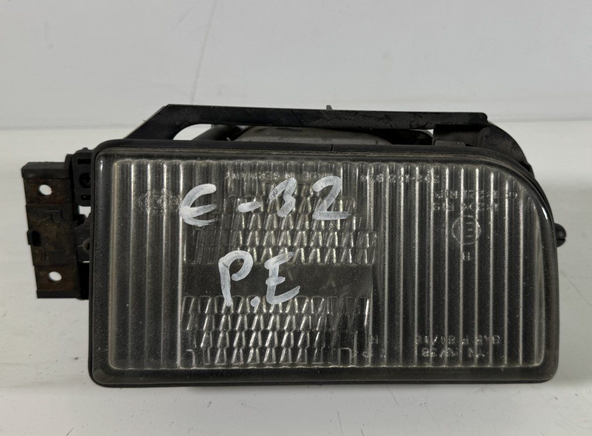 63171379104 Fog Lamp Front Right BMW 7 (E32) (1986-1994)