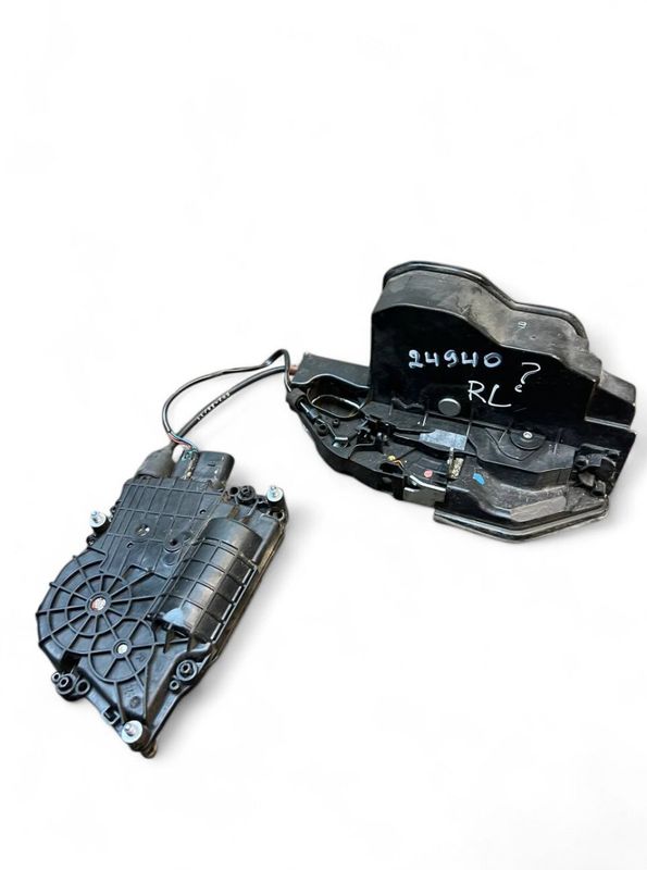 7185687 51225A36E15 5A36E15 Door Lock Rear Left BMW 7 (F01, F02) (2008-2016)