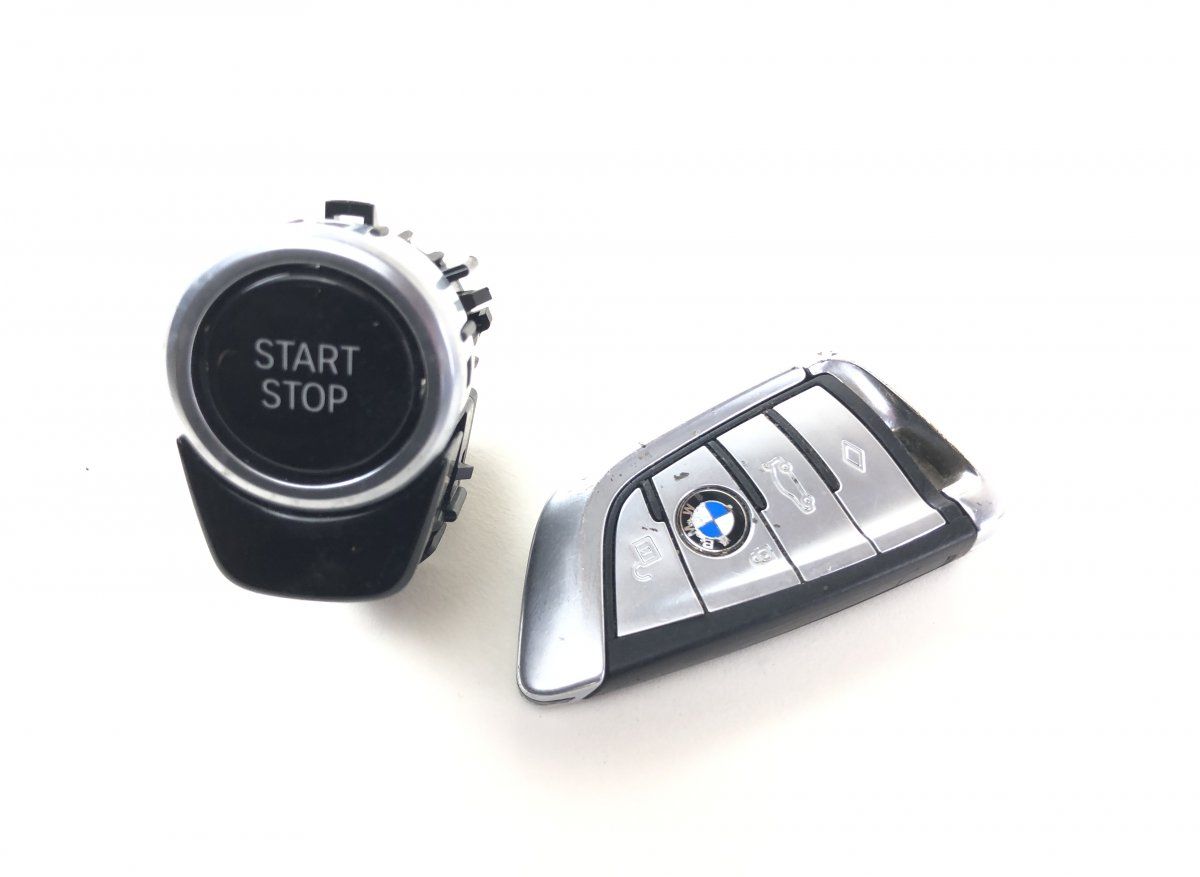 2413252 Key / Keys BMW 5 (G30, G31) (2016-2024)