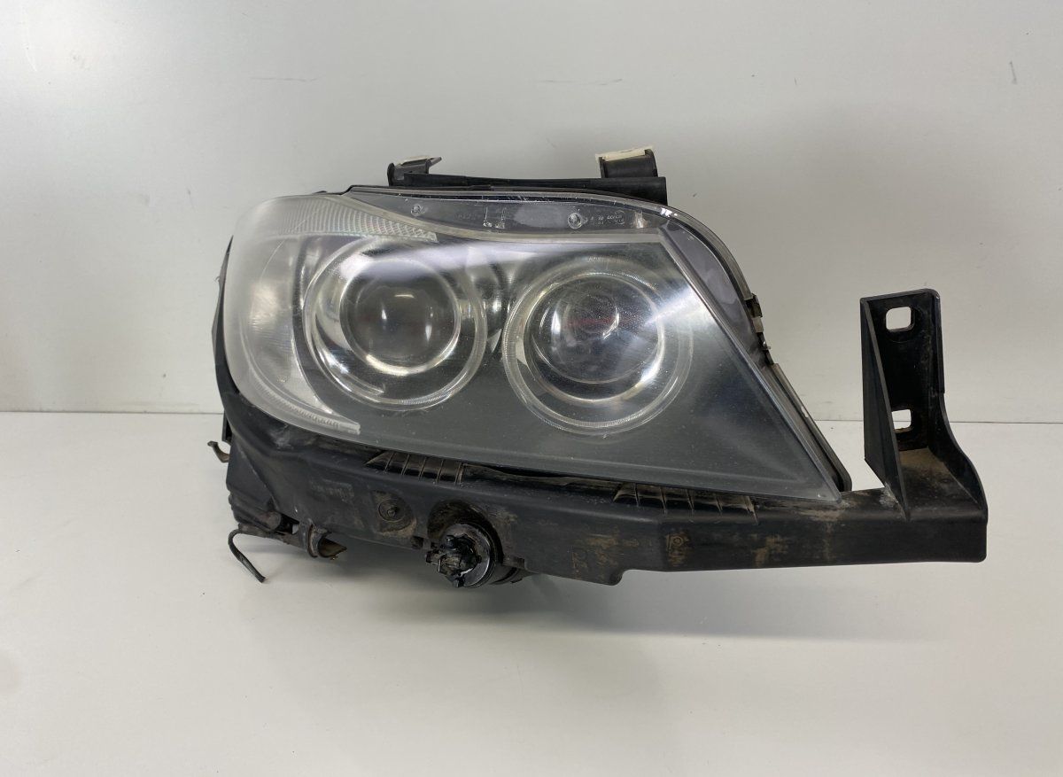 63116942722 Headlight right BMW 3 (E90, E91, E92, E93) (2005-2011)