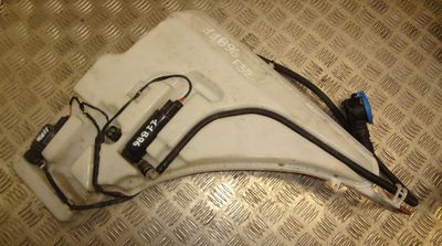 7241679 Резервоар за стъкломиене BMW 4 (F32, F33, F36, F82, F83) (2013-2020)