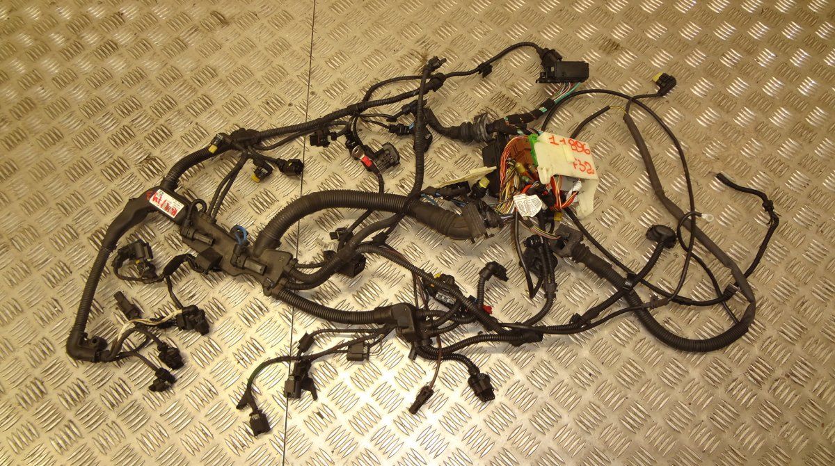 758056706A Engine wiring harness BMW 4 (F32, F33, F36, F82, F83) (2013-2020)