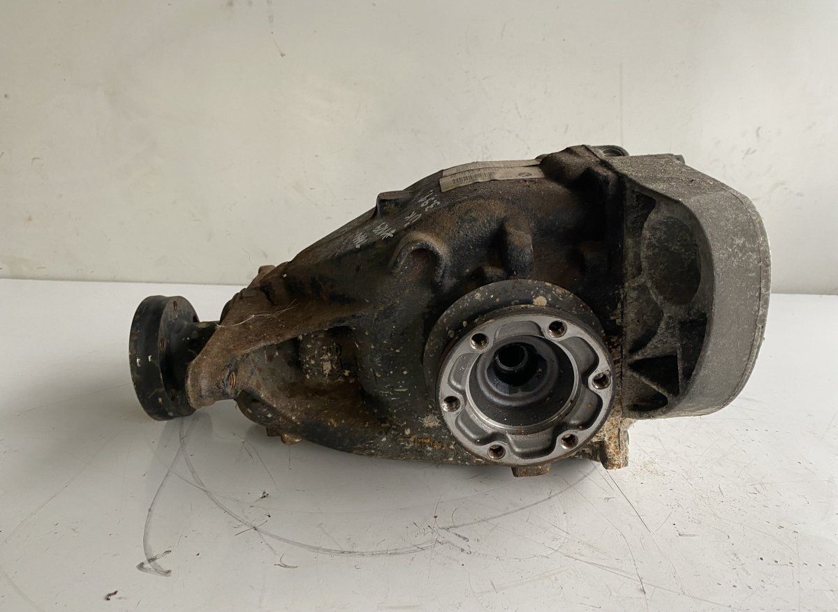 Rear axle differential BMW 5 (E60, E61) (2003-2010)
