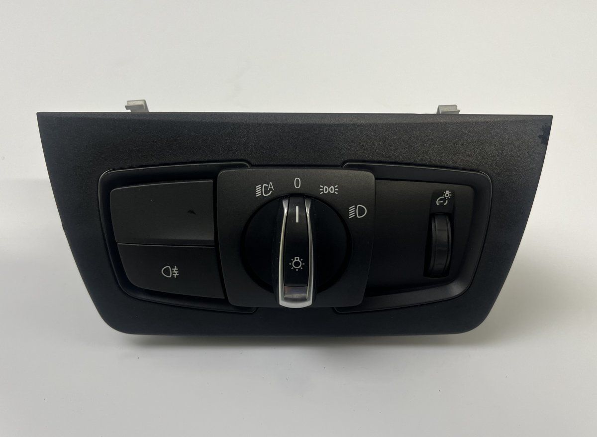 549648903 Headlight Switch BMW 3 (F30, F31, F34, F80) (2011-2019)