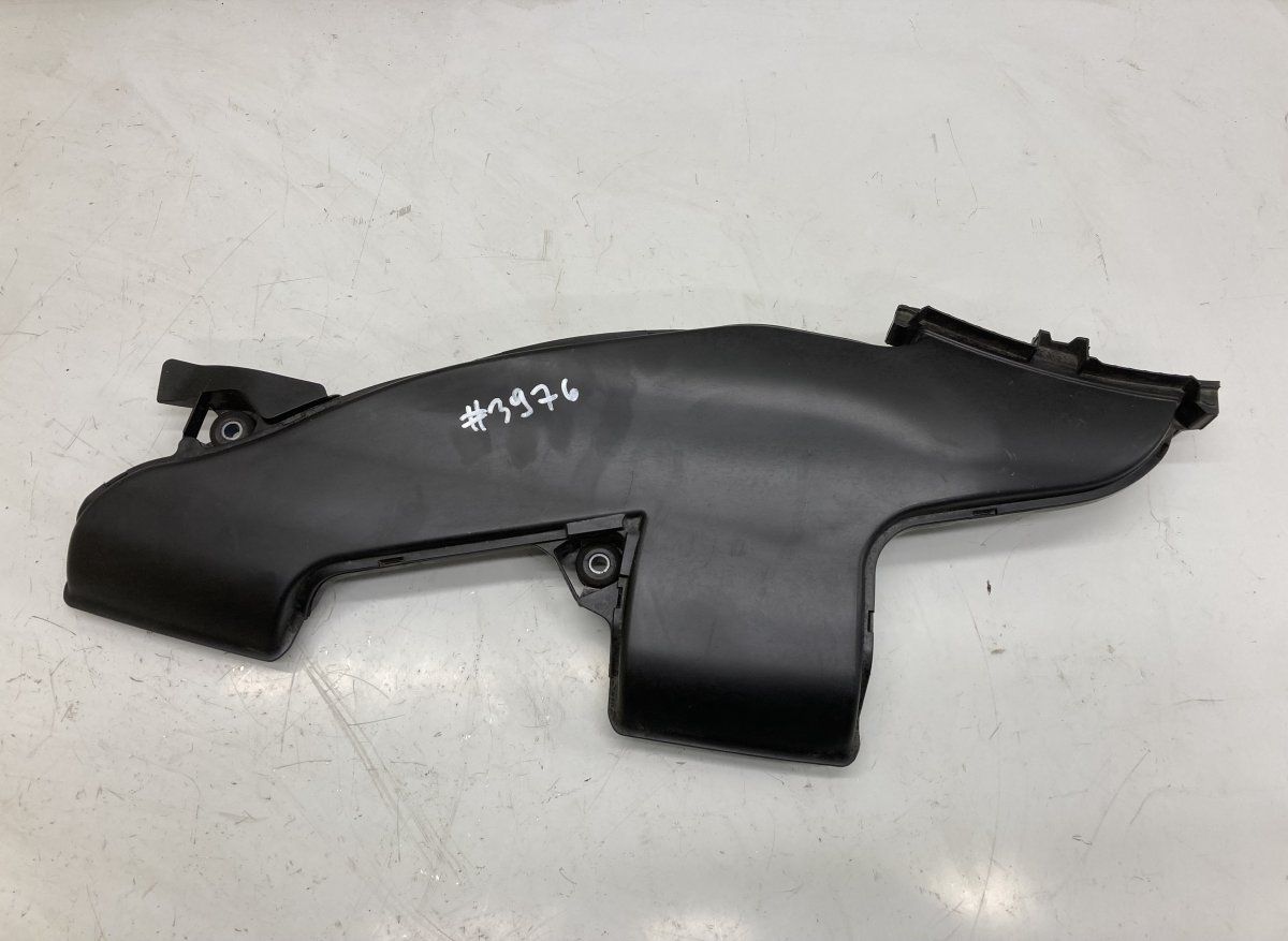 8576980 Air duct front, other BMW 2 Active Tourer (F45, F46) (2013-2021)