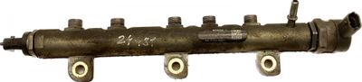 Fuel Distributor / fuel rail CHRYSLER VOYAGER V (RT) (2007-2016)