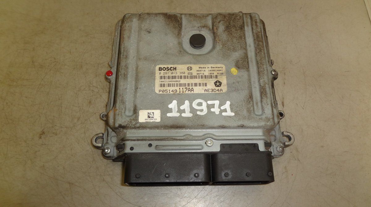 0281013380 Engine Control Unit / module (ECU) CHRYSLER 300C I (2004-2010)