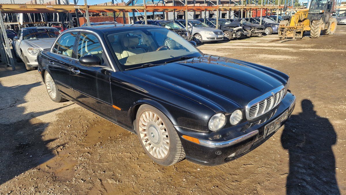JAGUAR XJ (X350, X358) (2003-2009), 2004
