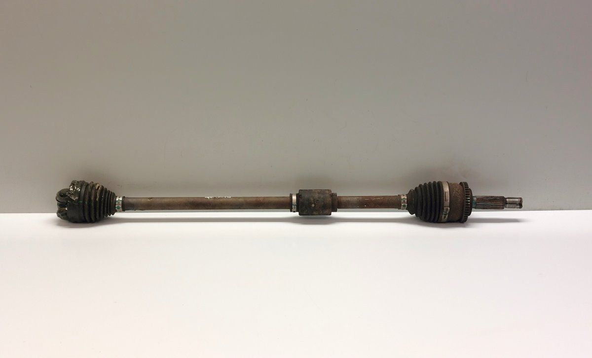 49501C8000 Drive Shaft Front Right                                    HYUNDAI i20 II (GB) (2014-2020)
