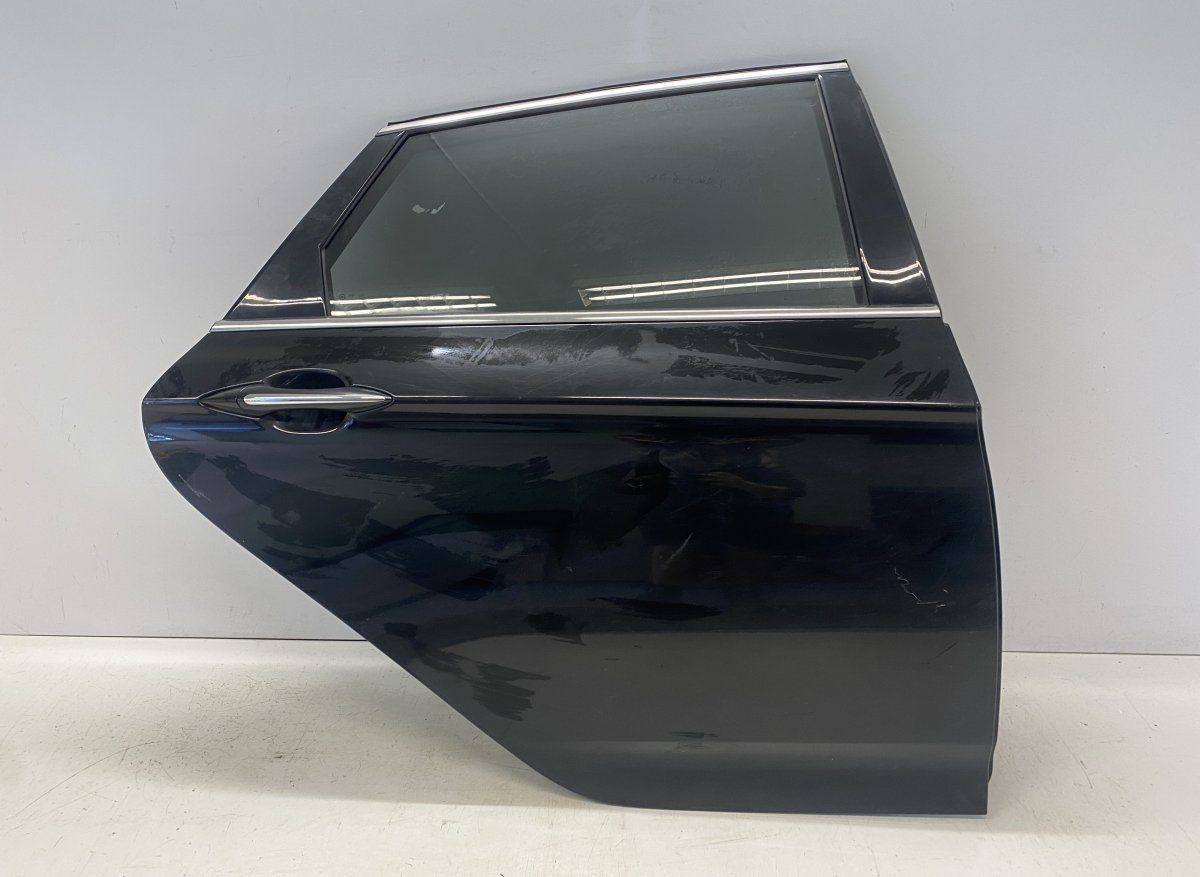 770043Z000 814203Z000 83460-3Z010 834603Z010 Door Rear Right HYUNDAI i40 (VF) (2011-2019)