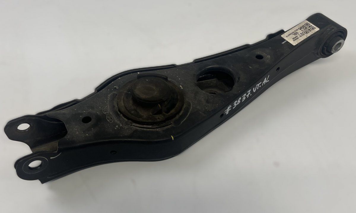 55210M5000 Rear Axle Track Control Arm lower left HYUNDAI NEXO (FE) (2018-)