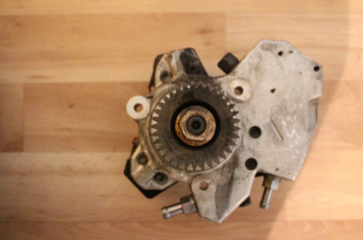 A6420102945 Fuel injection pump, diesel JEEP GRAND CHEROKEE III (WH) (2005-2010)