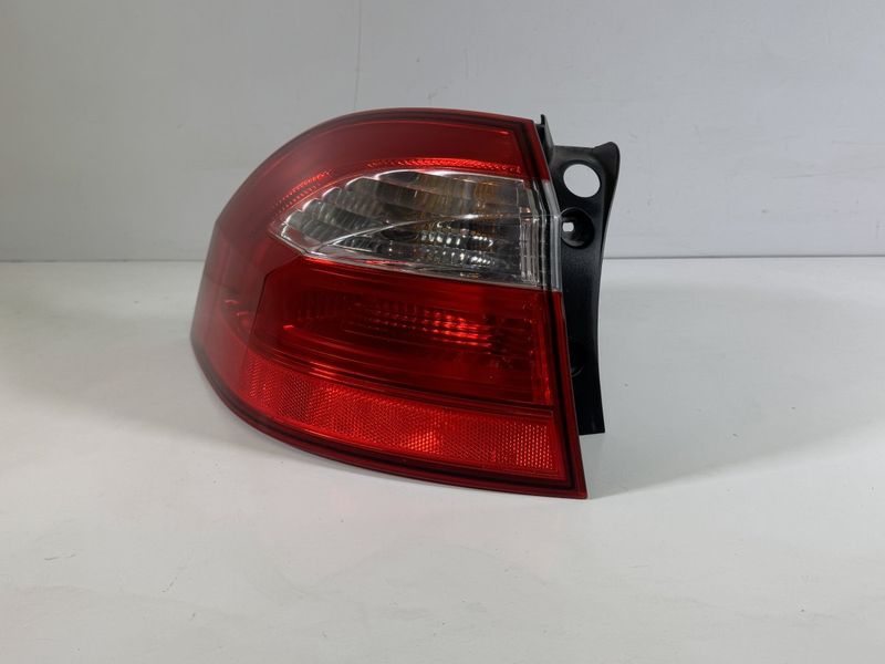 924011W2 Стоп ляв KIA RIO III (UB) (2010-2017)