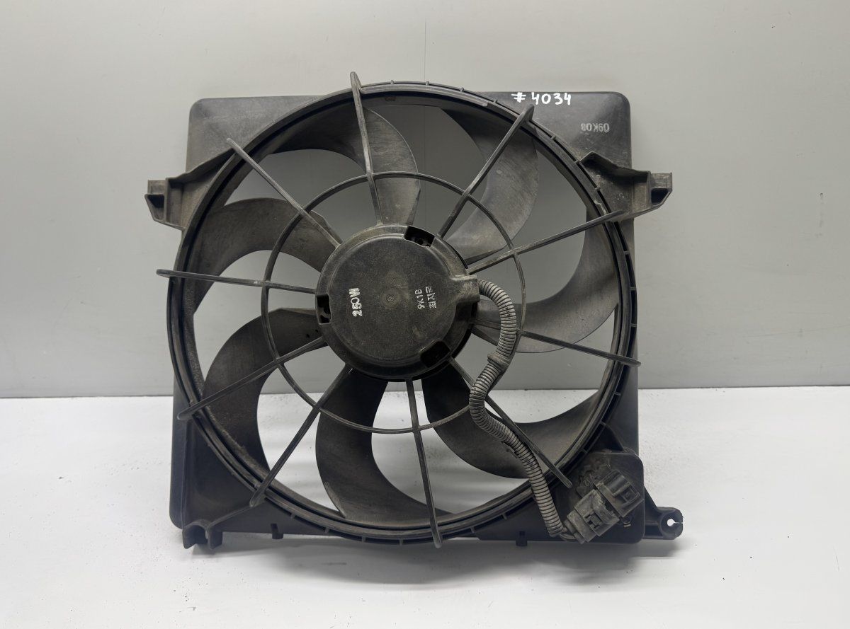 253802P000 Radiator Fan Electric KIA SORENTO II (XM) (2009-2015)