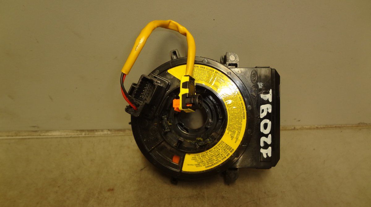 Steering wheel slip ring / squib KIA CEE&#39;D II (JD) (2012-2018)