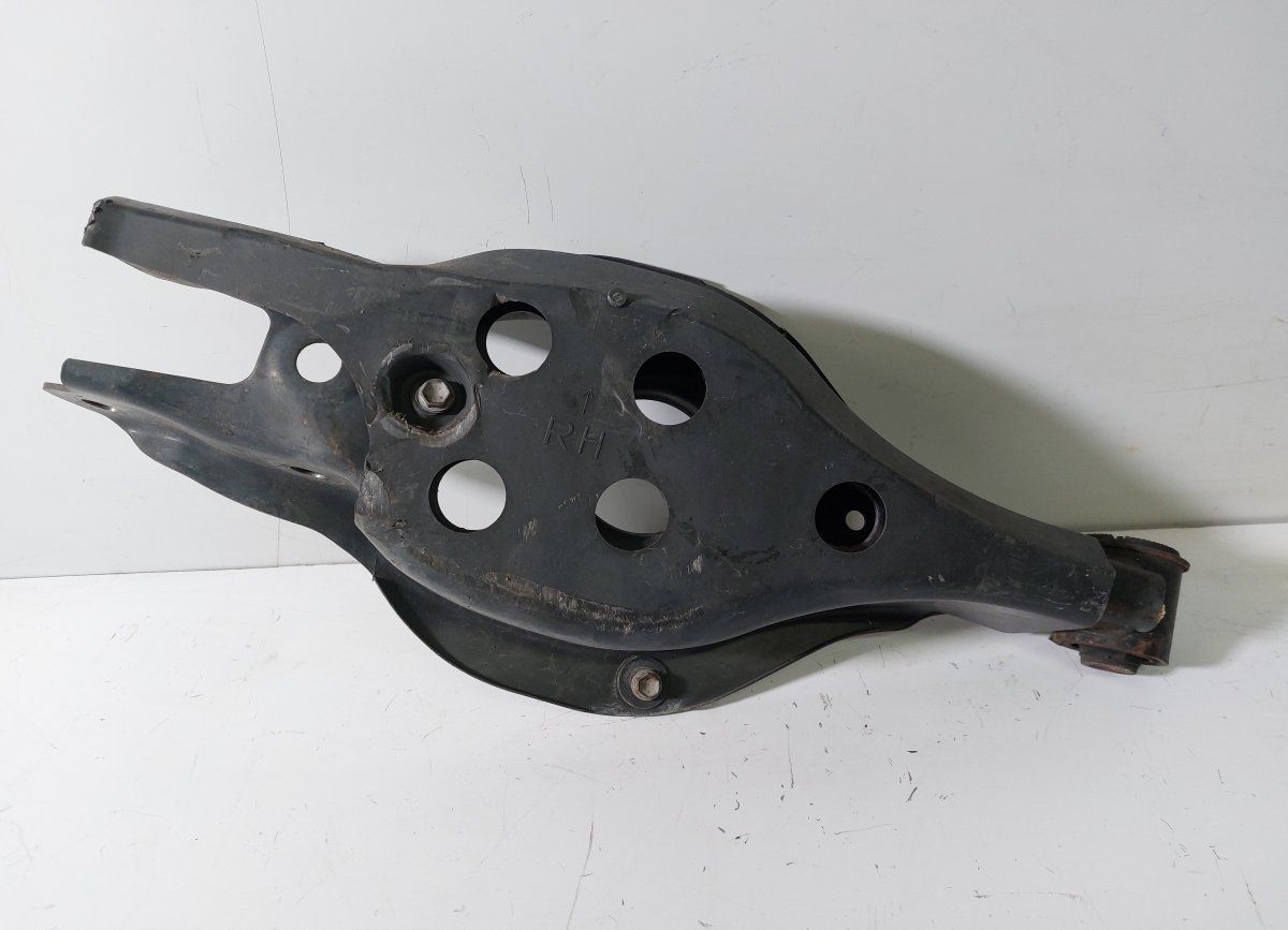 4873030140 Rear Axle Track Control Arm lower Right LEXUS GS IV (2011-2020)