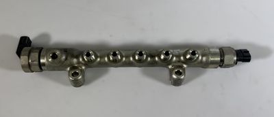 SH0113GC0 Fuel Distributor / fuel rail MAZDA 3 III (BM) (2013-2018)