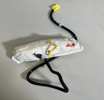 BHS257KA0 Side seat Airbag Front Right MAZDA 3 III (BM) (2013-2018)