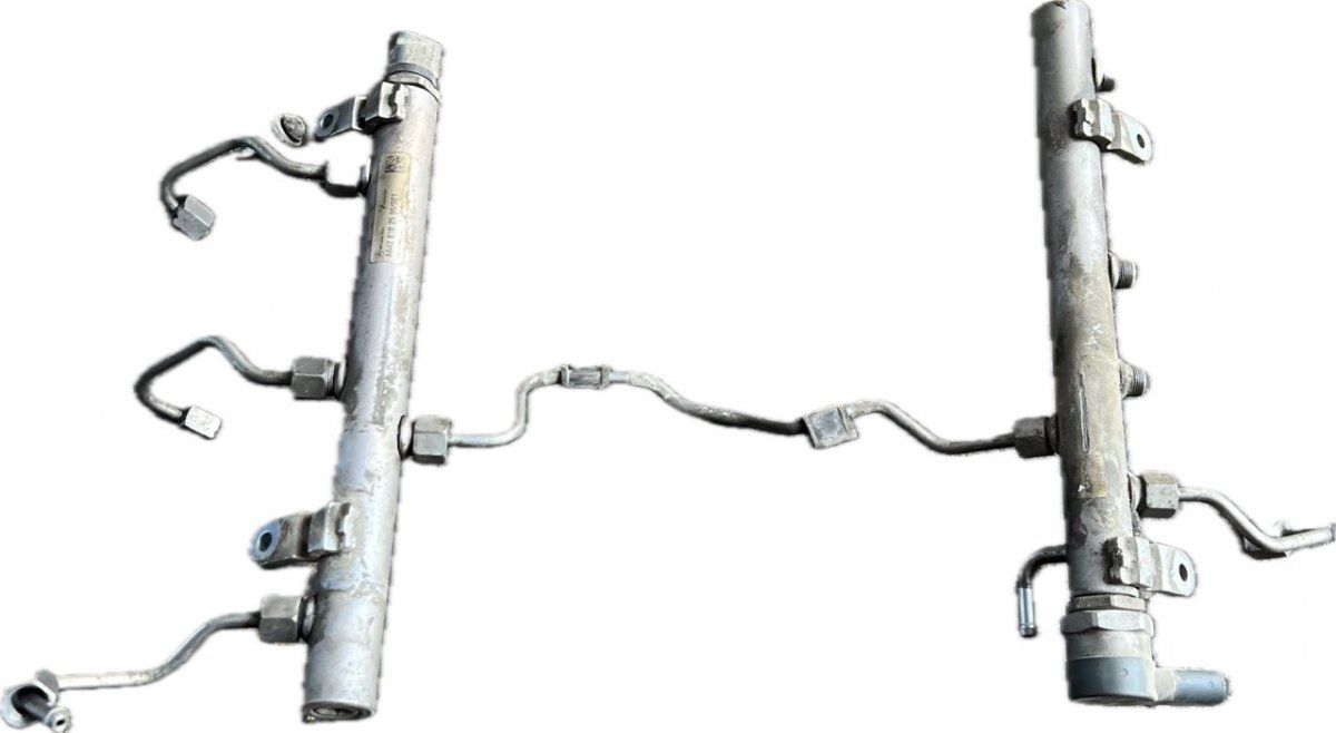 6420702595 Fuel Distributor / fuel rail MERCEDES-BENZ VITO / VIANO (W639) (2003-2014)